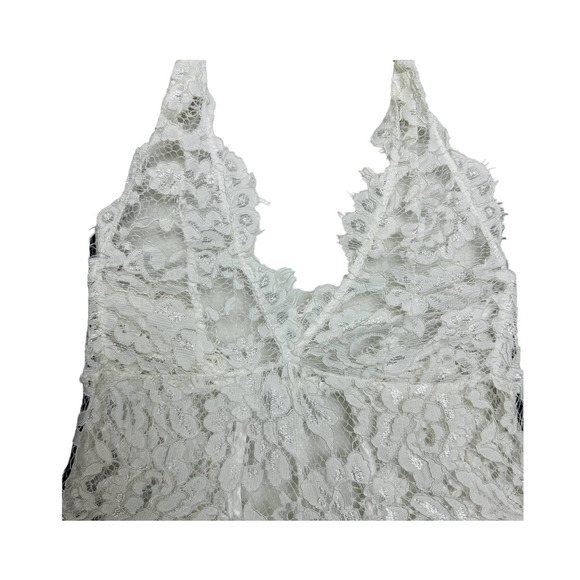 Lulus NWT Unforgettable Romance Sheer Lace Halter Thong Bodysuit White Size XS - Picture 5 of 11
